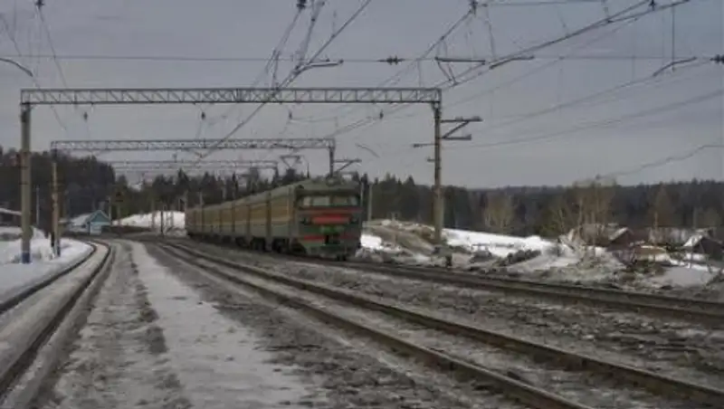 На Урале пассажирский поезд столкнулся с локомотивом