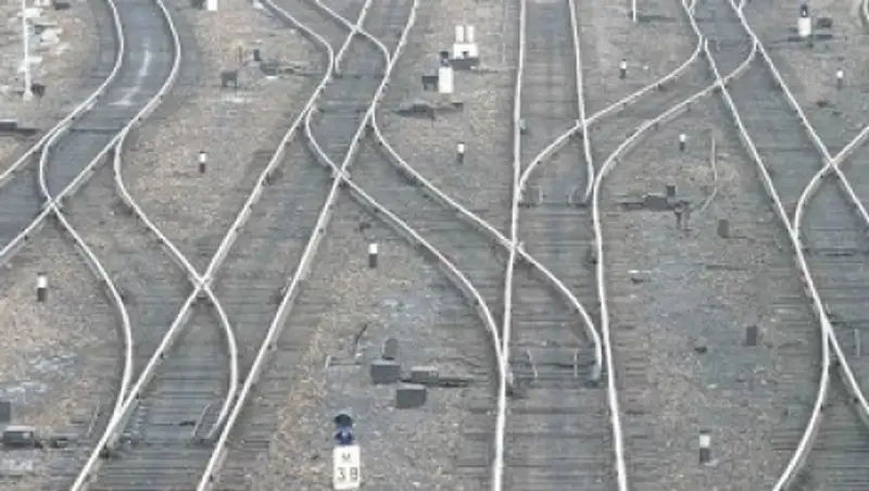 Девятилетний мальчик погиб под колесами поезда в Шымкенте