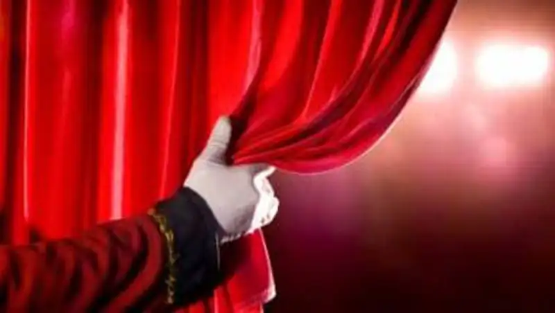 Мажилисмен Ахмадиев предложил на базе Театра им.Байсеитовой создать театр мюзикла