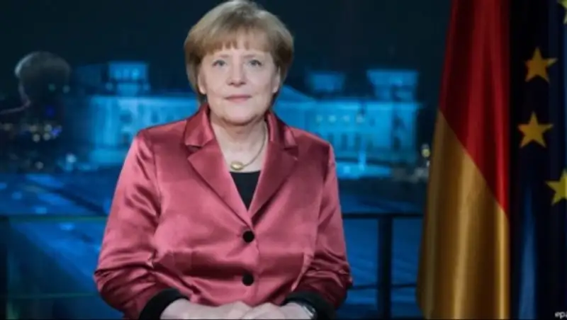 Меркель подвергла критике политику России