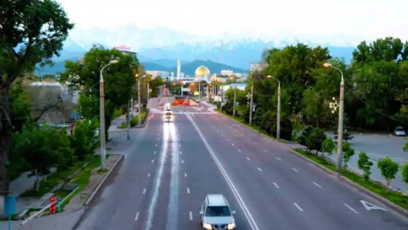 Что изменилось в жизни казахстанцев в апреле