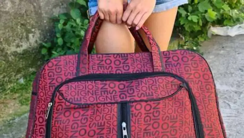 Полицейские вернули жительнице Алматинской области утерянную сумку с 1,2 млн тенге