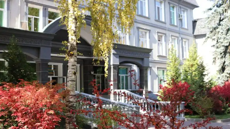 С Днем медицинского работника