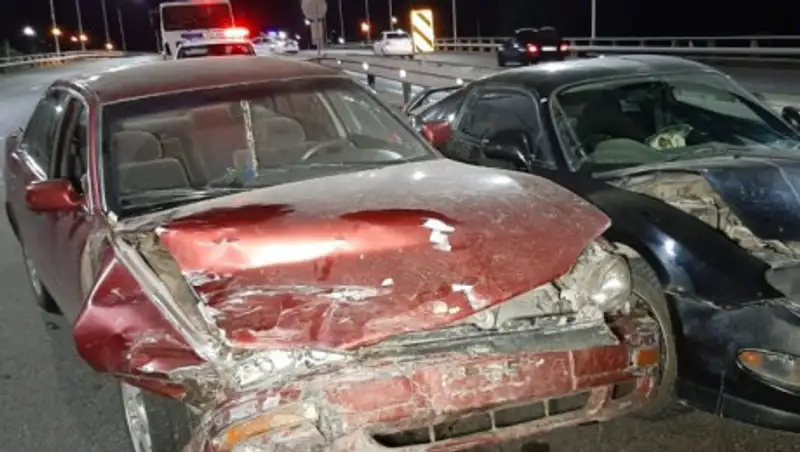 В Алматы автомобиль без госномера устроил аварию, скрываясь от полицейских