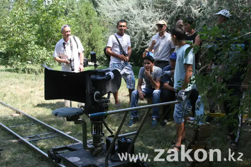 На киностудии «Казахфильм» проходят съемки картины «Книга» (фото), фото - Новости Zakon.kz от 19.07.2012 23:36