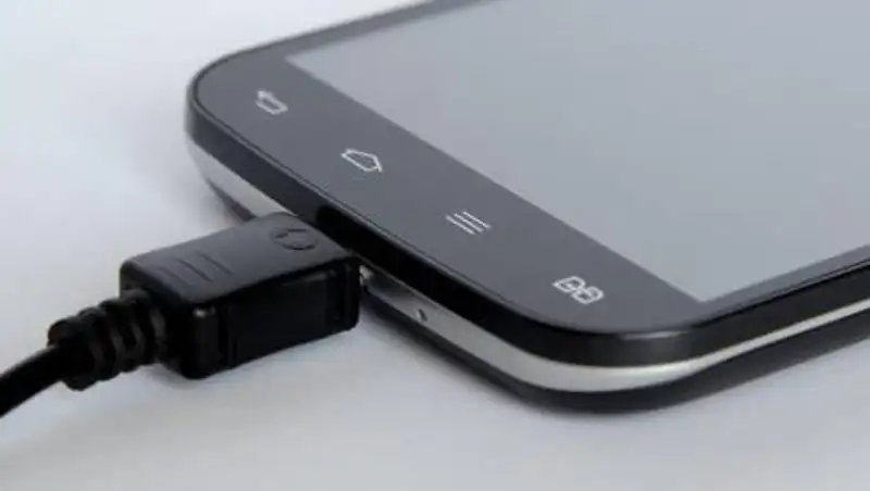 Эксперт рассказал, какой смартфон может взорваться в руках