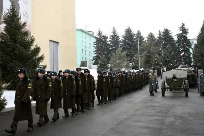 В Алматы простились с директором погранслужбы КНБ РК Стамбековым (фото), фото - Новости Zakon.kz от 03.01.2013 17:52