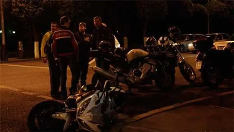 В Алматы водитель Daewoo Nexia сбил мотоциклиста