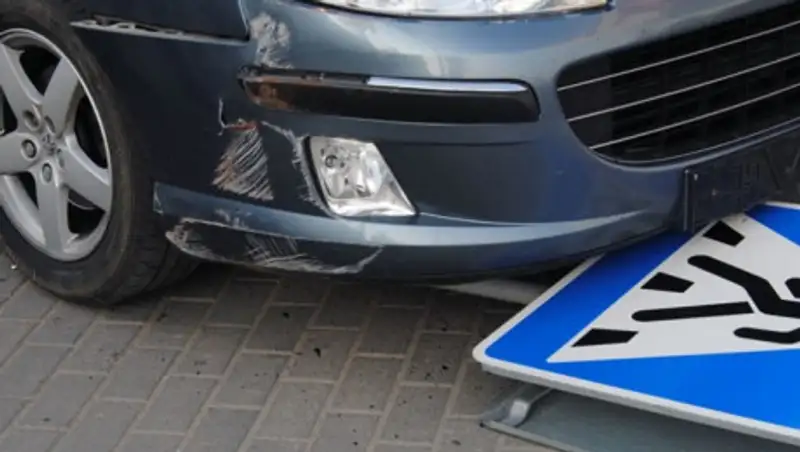 Полицейский сбил женщину в Костанае