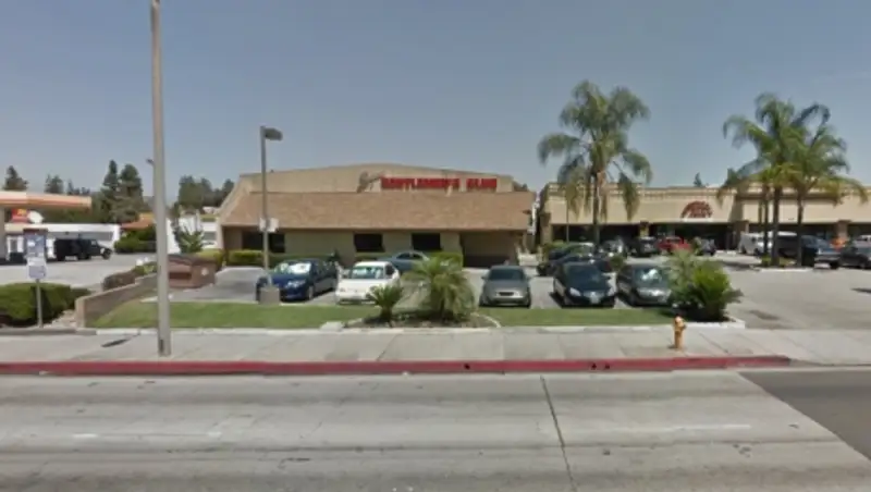 Американец запер ребёнка в машине и отправился в стриптиз-клуб