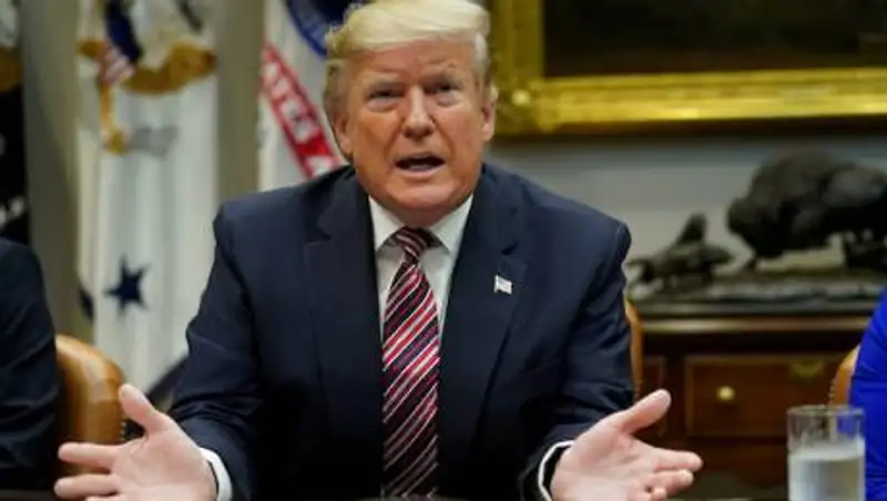 В конгрессе предложили объявить Трампу импичмент без обсуждения