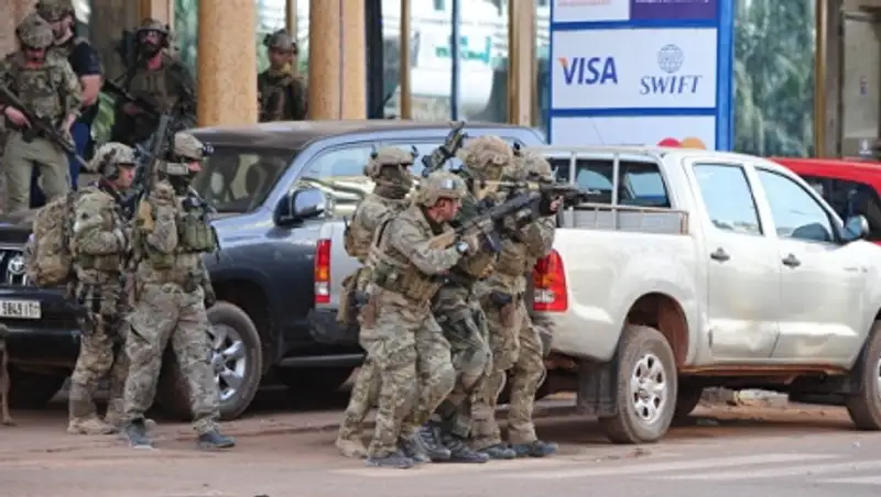Посол Франции: жертвами атаки боевиков в Буркина-Фасо стали 27 человек