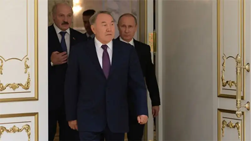 Назарбаев принял участие в заседании Высшего Евразийского экономического совета в Минске, фото - Новости Zakon.kz от 25.10.2013 15:21