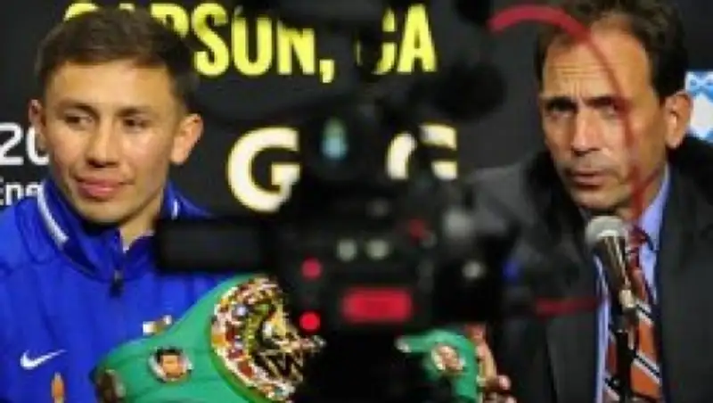 Промоутер Головкина: Никаких переговоров о весе с Альваресом не будет