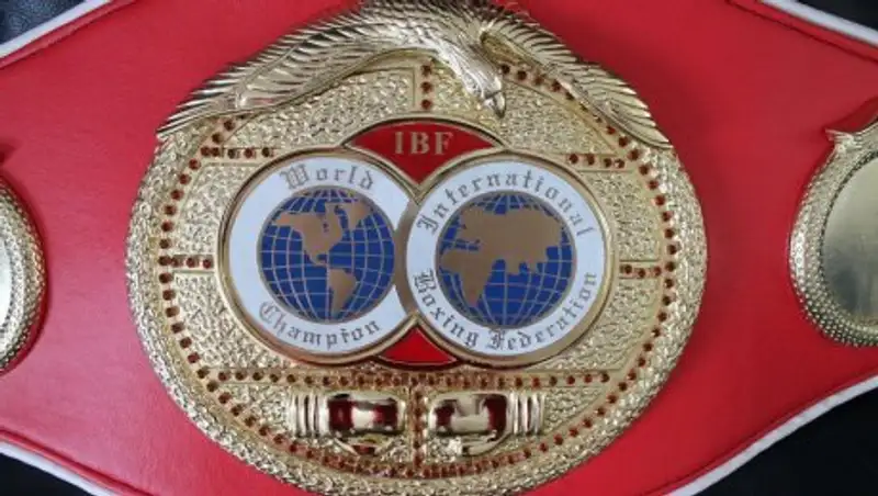 IBF нанесла Головкину еще один "удар"