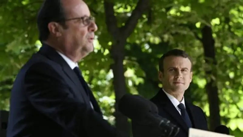 Олланд перепутал слова на последнем официальном выступлении