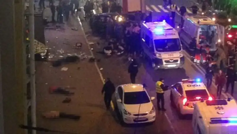 МВД Украины: наезд на толпу людей в Харькове произошел во время гонок