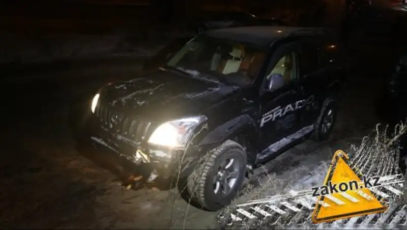 В Алматы две девушки на внедорожниках попали в аварию