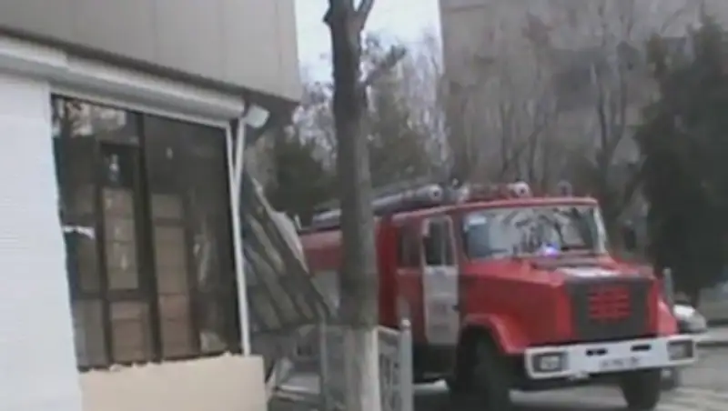 2 стоматолога пострадали при взрыве в частной клинике в Шымкенте