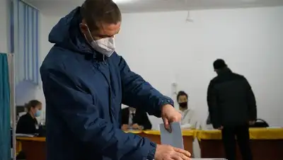 Голосование в СИЗО Павлодара, фото - Новости Zakon.kz от 20.11.2022 11:53