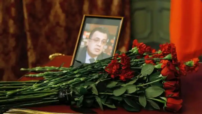 Родственники посла Андрея Карлова получат 67 млн рублей