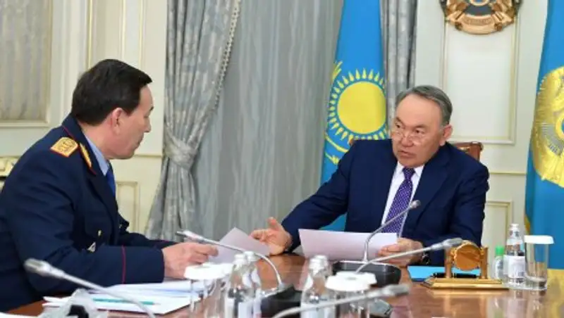 Министр внутренних дел доложил главе государства о ситуации в стране