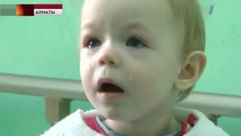 В Алматы мать бросила свою двухлетнюю дочь