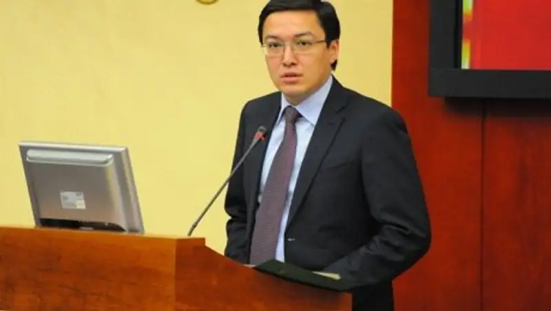 Заморозку 22 миллиардов долларов из Нацфонда РК прокомментировал Акишев