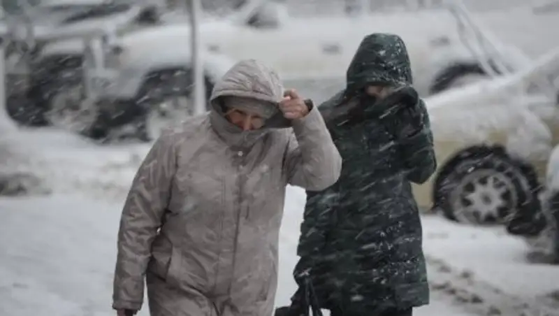 Штормовое предупреждение объявлено в двух областях Казахстана