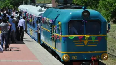 otyrar.kz, фото - Новости Zakon.kz от 22.09.2018 10:59