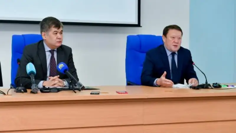 Аким СКО без предупреждения посетил городскую поликлинику