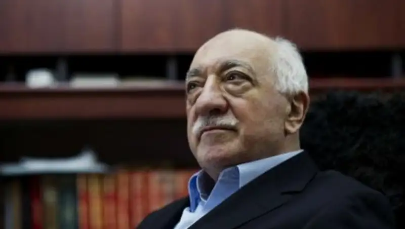 Турецкие власти изъяли недвижимость Гюлена на сумму $4 млрд