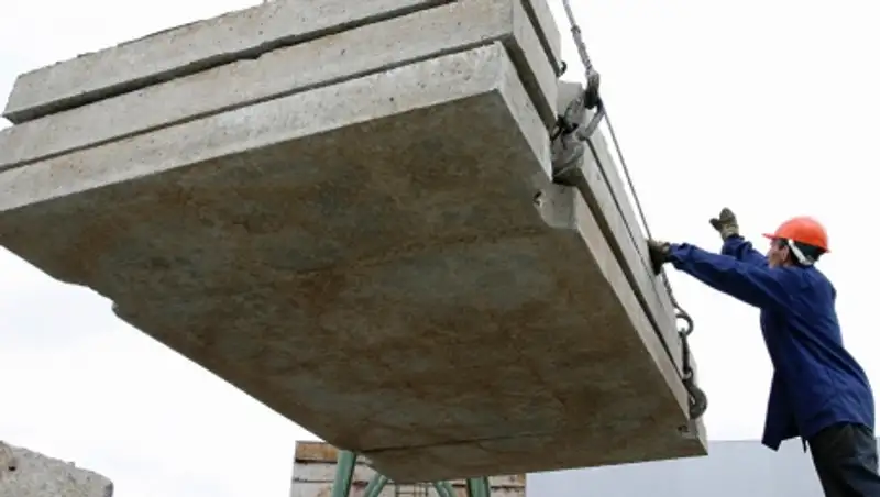 Приостановлено строительство ледового дворца в Астане после гибели рабочих