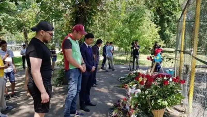 О встрече с подозреваемым в убийстве Тена рассказал депутат