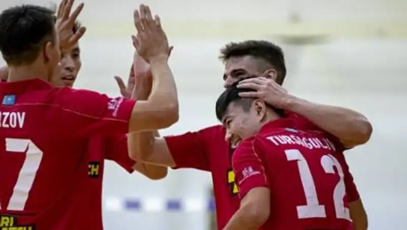 "Кайрат" сыграет с "Барселоной" в полуфинале футзальной Лиги Чемпионов