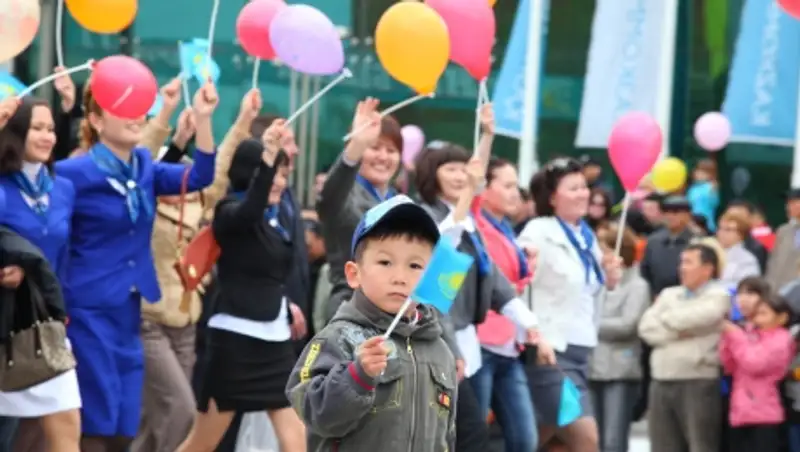 Казахстан в индексе «счастливых стран» занял 57-е место