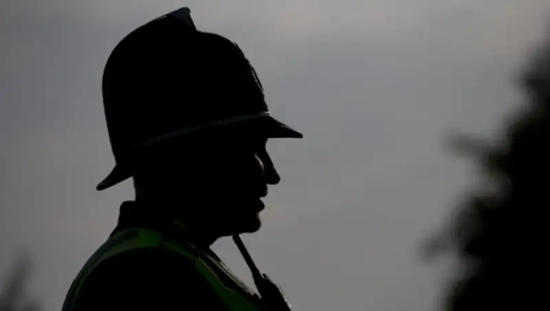 СМИ: рядом с начальной школой в британском городе Вейбридж прогремел мощный взрыв