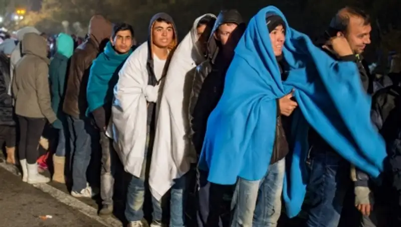 Более 800 тысяч человек запросили статус беженца в странах Европы в этом году