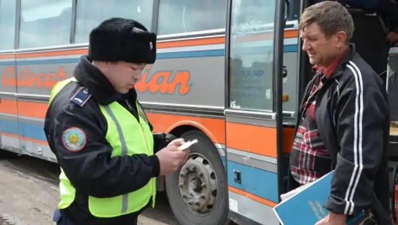 В Казахстане ежегодно по вине водителей автобусов совершается порядка 500 ДТП