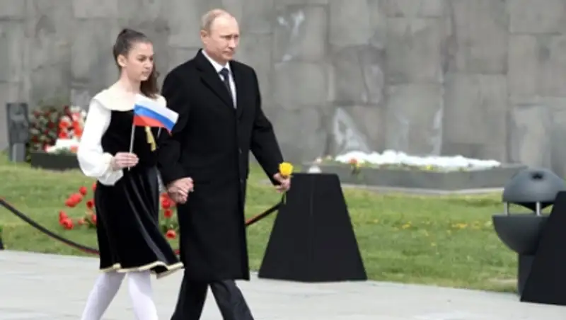 Путин заявил об отсутствии оправданий массовым убийствам