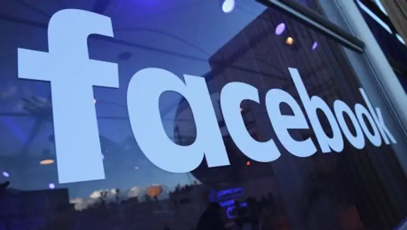 В Facebook теперь можно писать 3D-сообщения