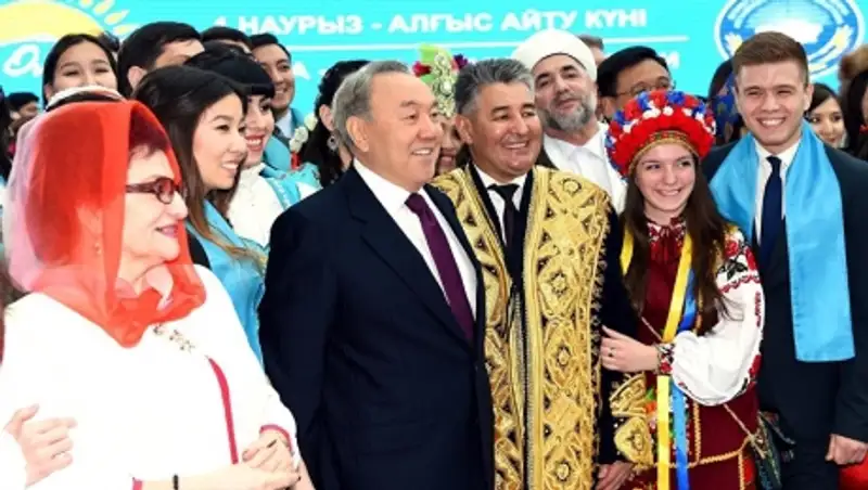 Астанада Назарбаевты&#1187; &#1179;атысуымен &#1178;ХА кезекті сессиясы ж&#1201;мысын бастады