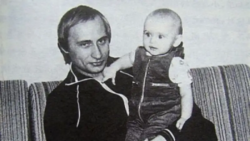 32 фото известных политиков в молодости