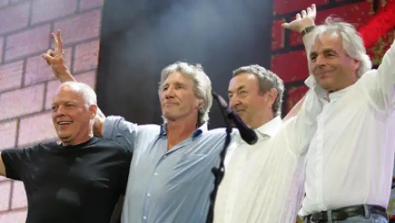 Группа Pink Floyd выпустила прощальный альбом