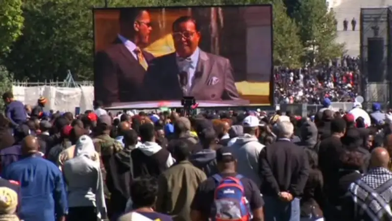 Тысячи афроамериканцев вышли на митинг в Вашингтоне