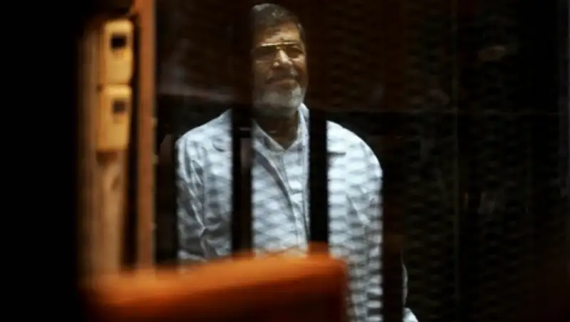 Мухаммед Мурси приговорен к смертной казни за побег из тюрьмы