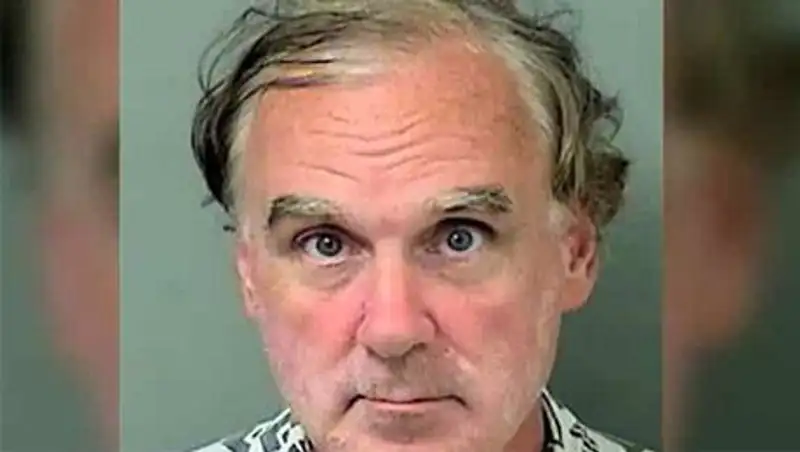 В США полиция искала у мужчины детское порно, а нашла 50 кошек в холодильниках