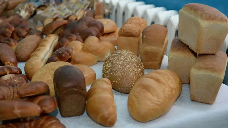 Диетолог посоветовала зимой обязательно кушать хлеб