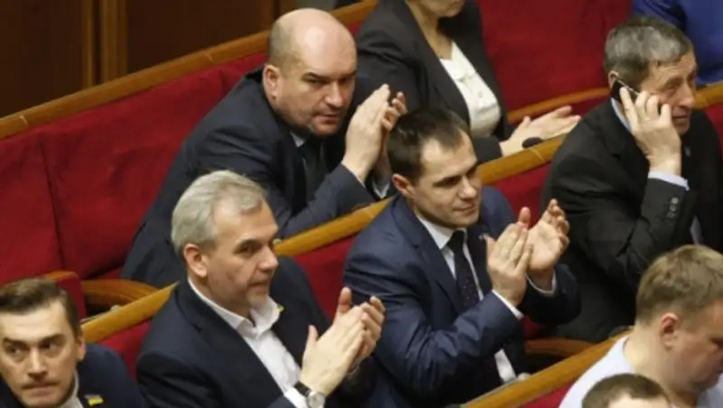 Киев официально отказался соблюдать права человека в Донбассе