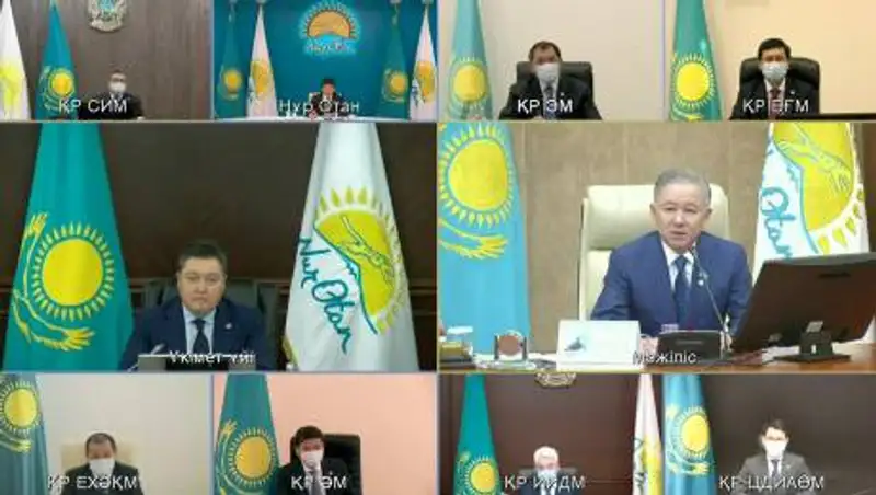 Фракция "Nur Otan" заслушала отчет Правительства об исполнении Предвыборной программы партии